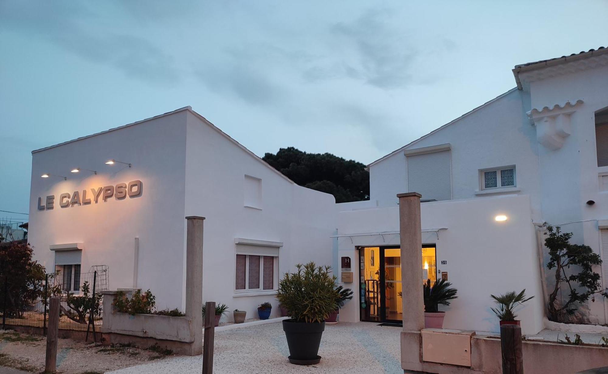 Hotel Le Calypso Hyères المظهر الخارجي الصورة