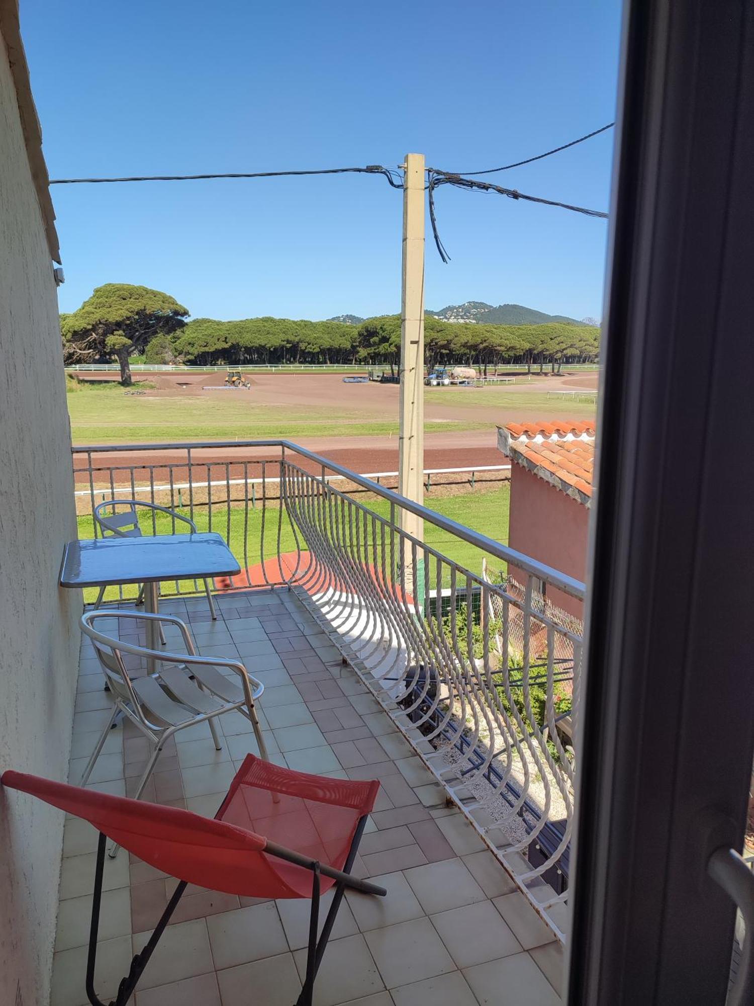 Hotel Le Calypso Hyères المظهر الخارجي الصورة