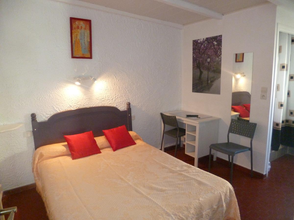 Hotel Le Calypso Hyères المظهر الخارجي الصورة